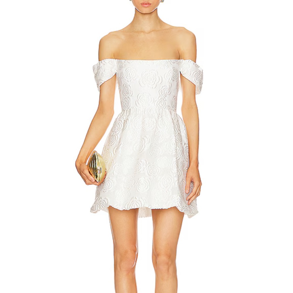 Elegant Valentina Dress in White